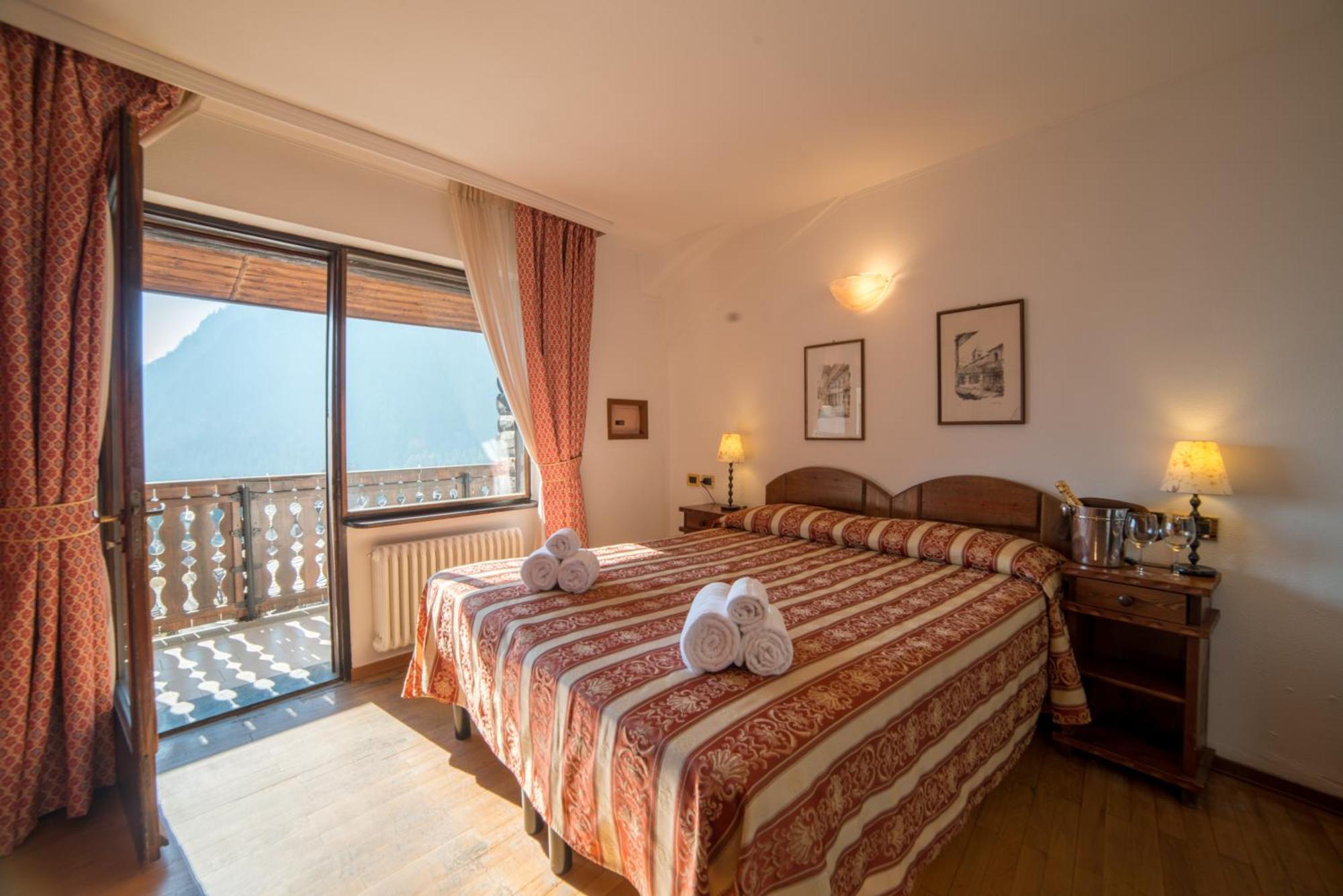 Hg Hotel Italia Брюссон Экстерьер фото